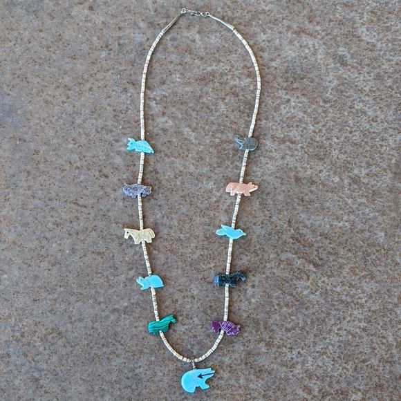 Native American Indian Fetish bear animal necklace - Picture 2 of 6